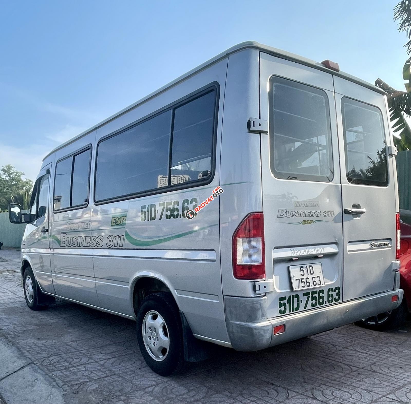 Bán xe tải van 6 chỗ 850kg, chạy được giờ cấm-1