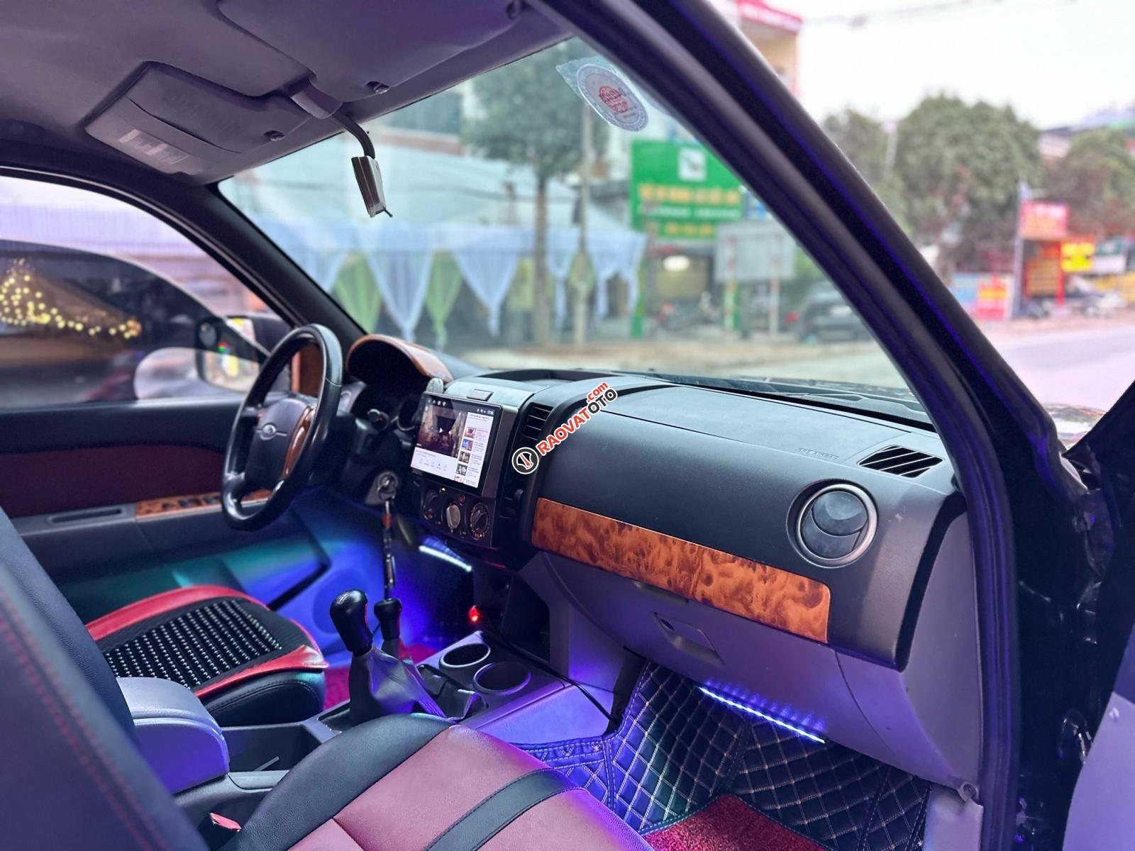 Xe chính chủ, nhiều đồ chơi-12