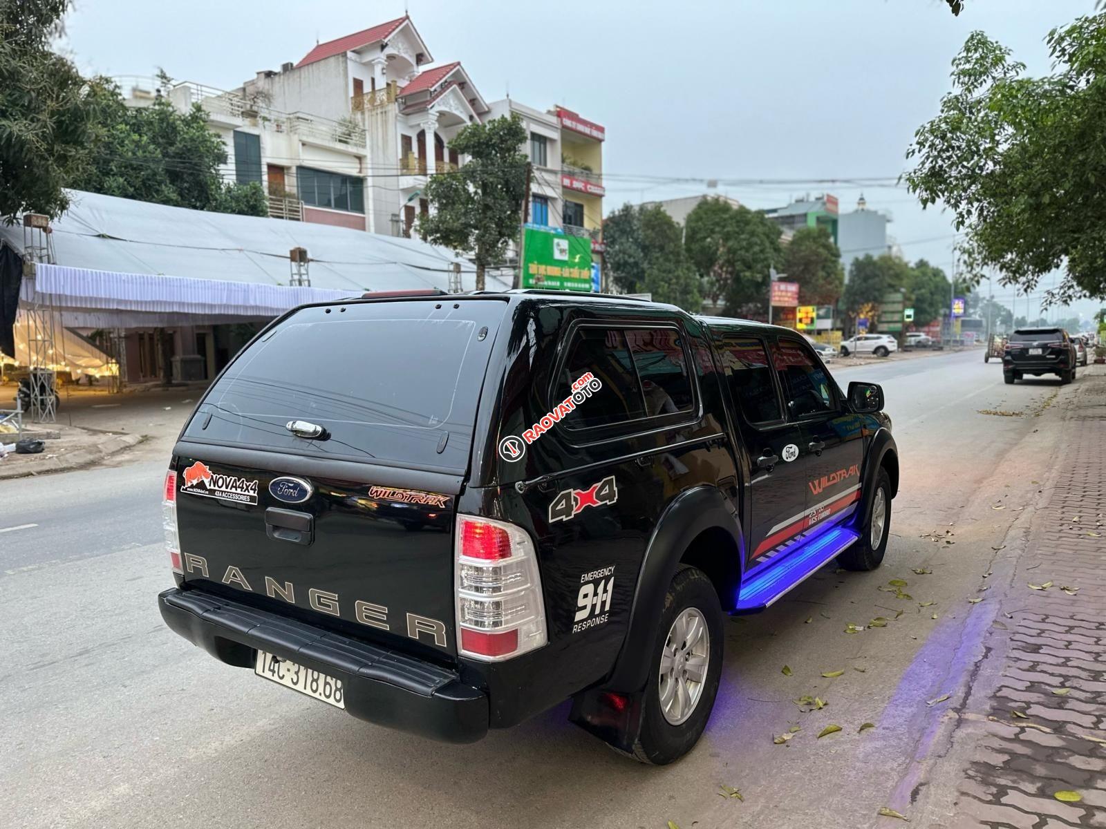 Xe chính chủ, nhiều đồ chơi-5