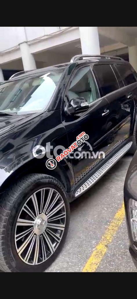 Mercedes Benz GL 550-1