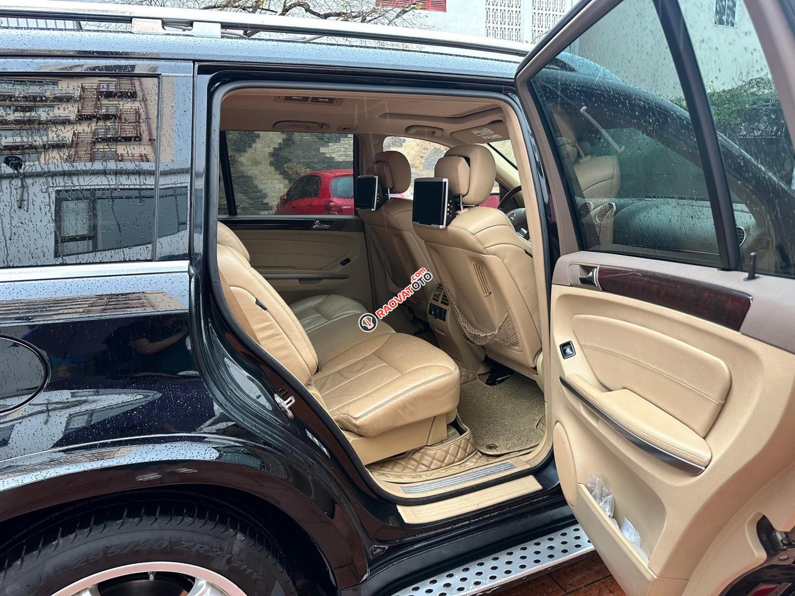 Màu đen, nhập khẩu nguyên chiếc-4