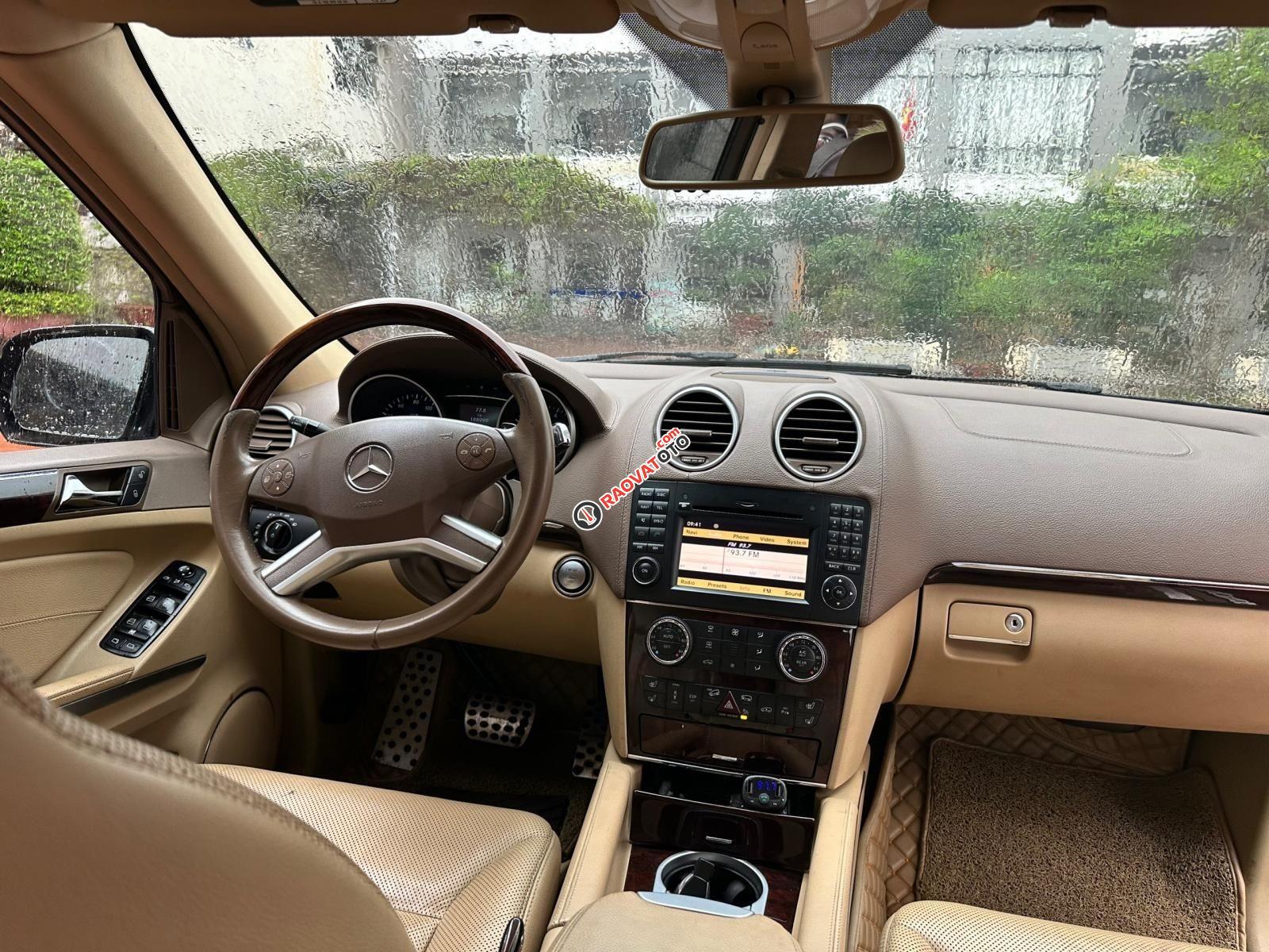 Màu đen, nhập khẩu nguyên chiếc-5