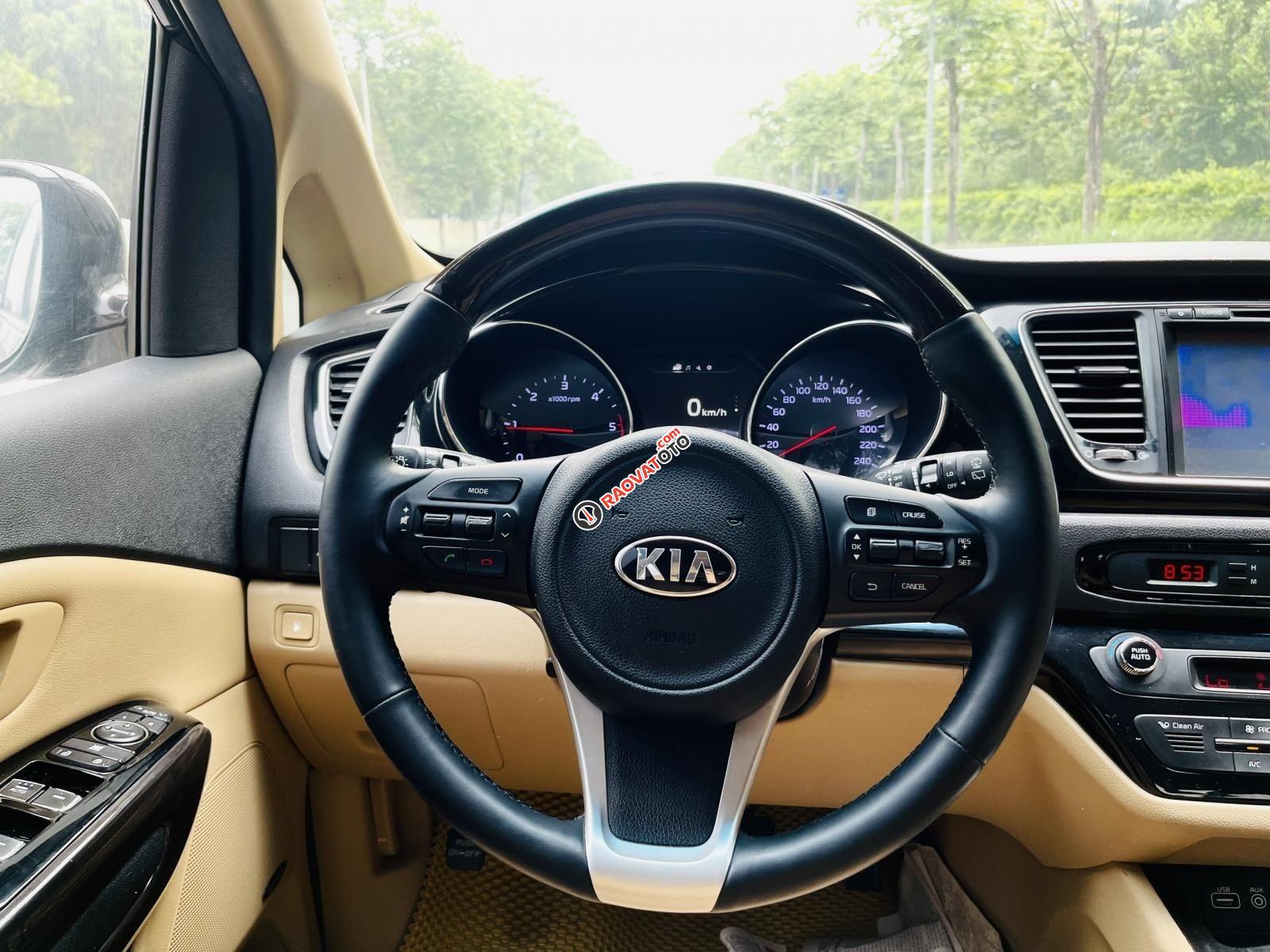 Màu đen, giá 710tr-13