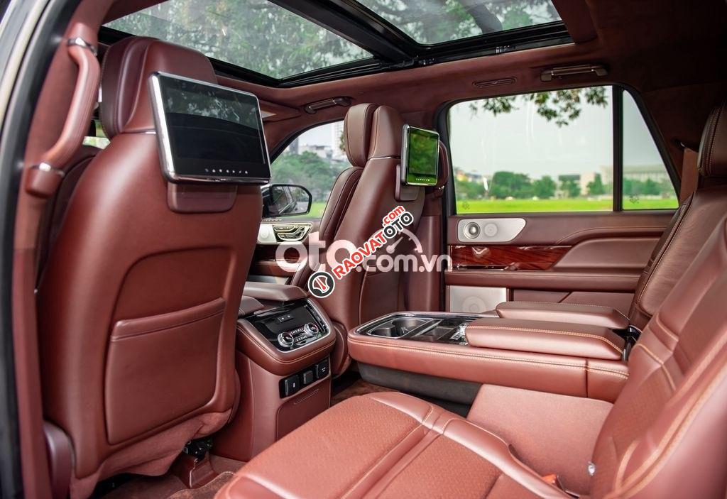 Lincoln Navigator Black Label L siêu lướt nhập Mỹ-9