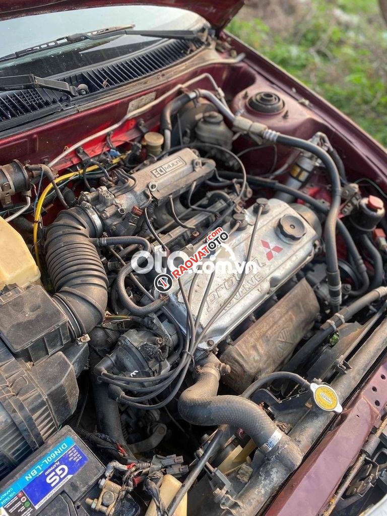 Mitsubishi proton 1995-11