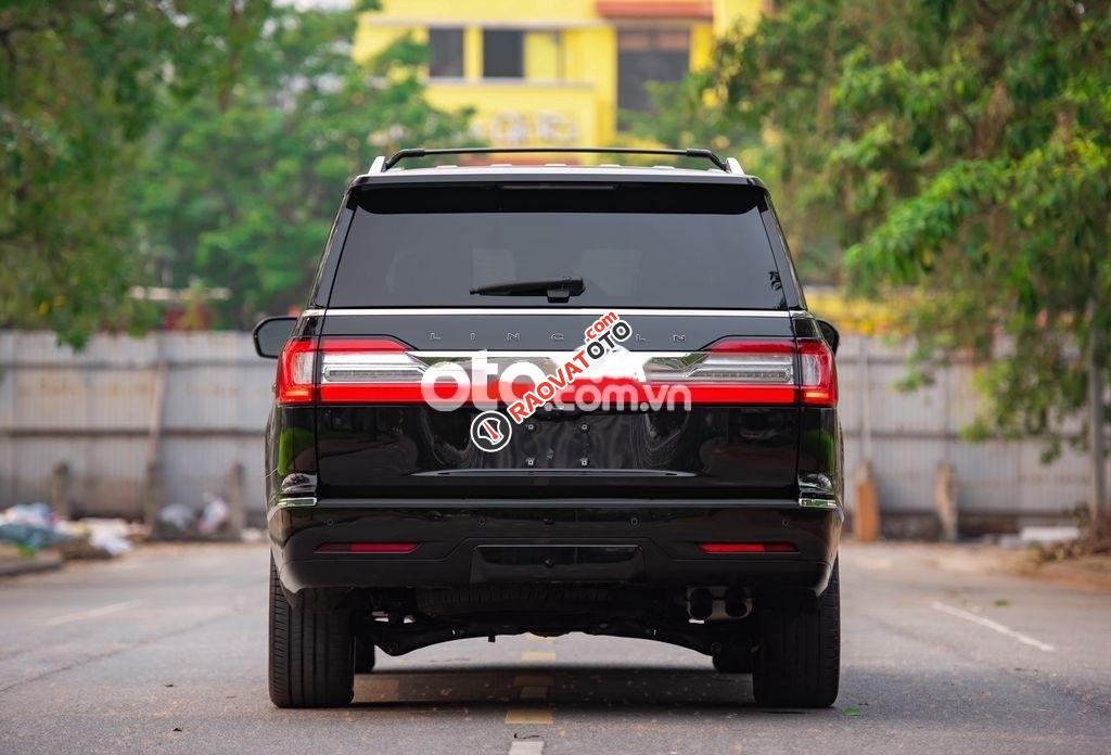 Lincoln Navigator Black Label L siêu lướt nhập Mỹ-4