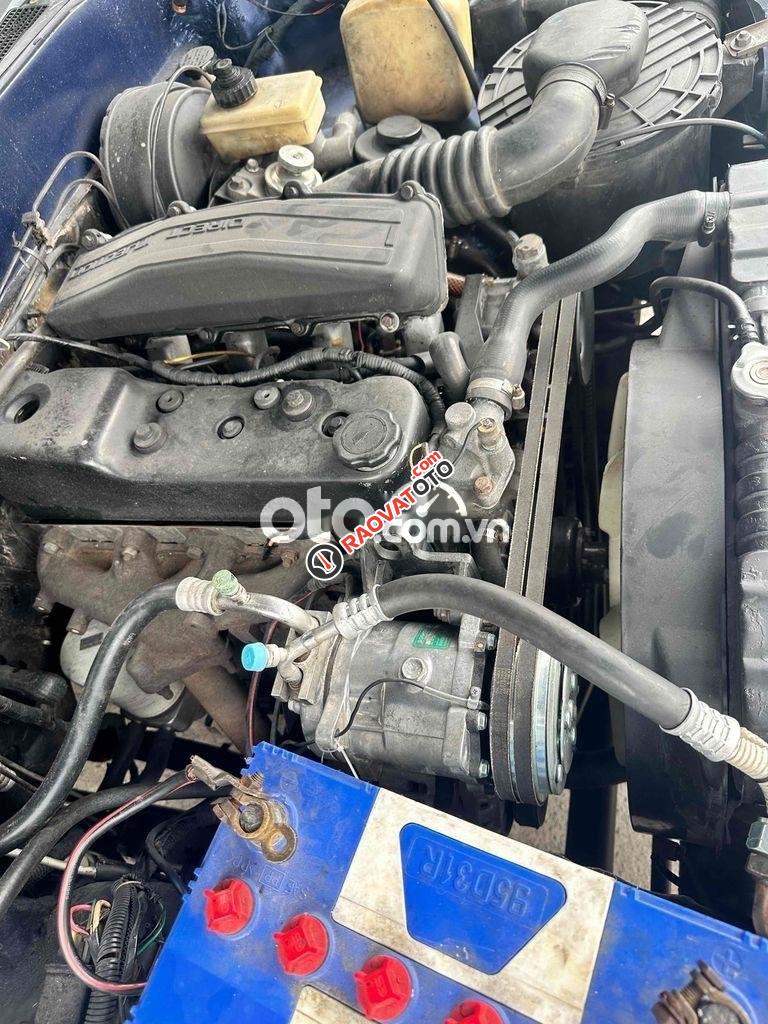 Xe 7c máy dầu Isuzu-9