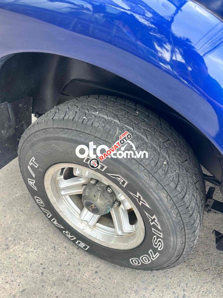 Xe 7c máy dầu Isuzu-7