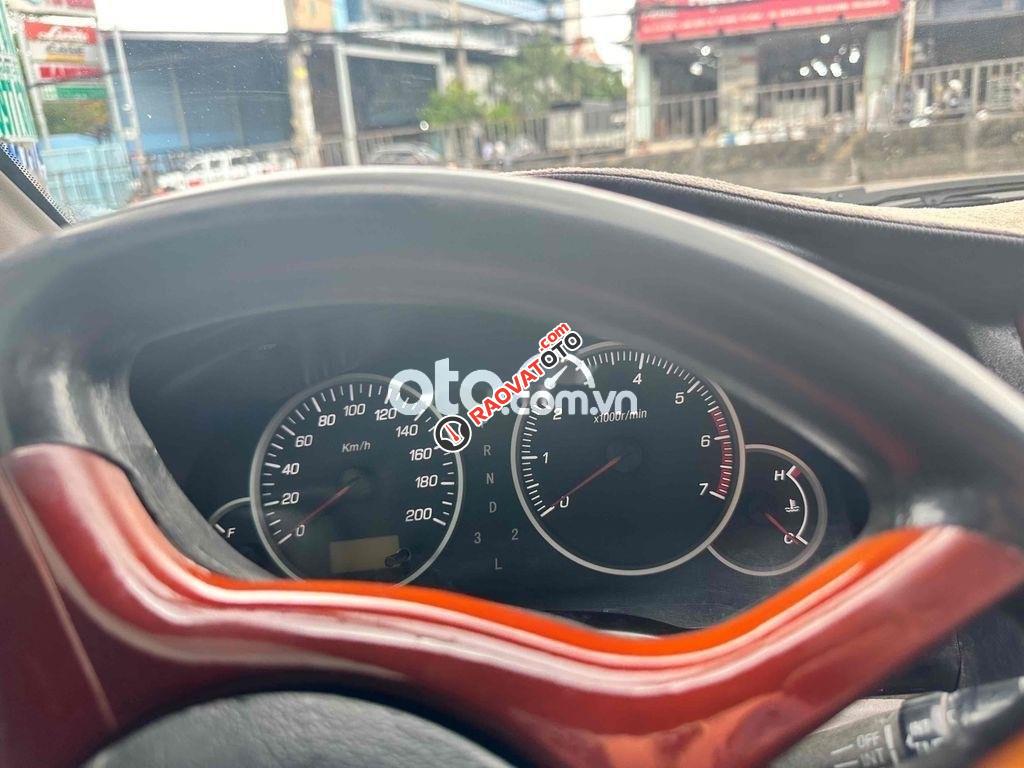 Xe 7c máy dầu Isuzu-4