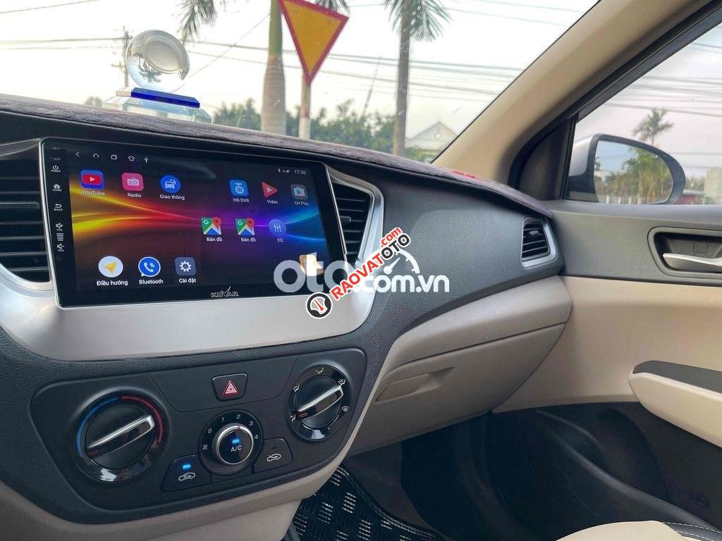 Gia Đình Cần Bán Huydai accent chính chủ mua mới-5