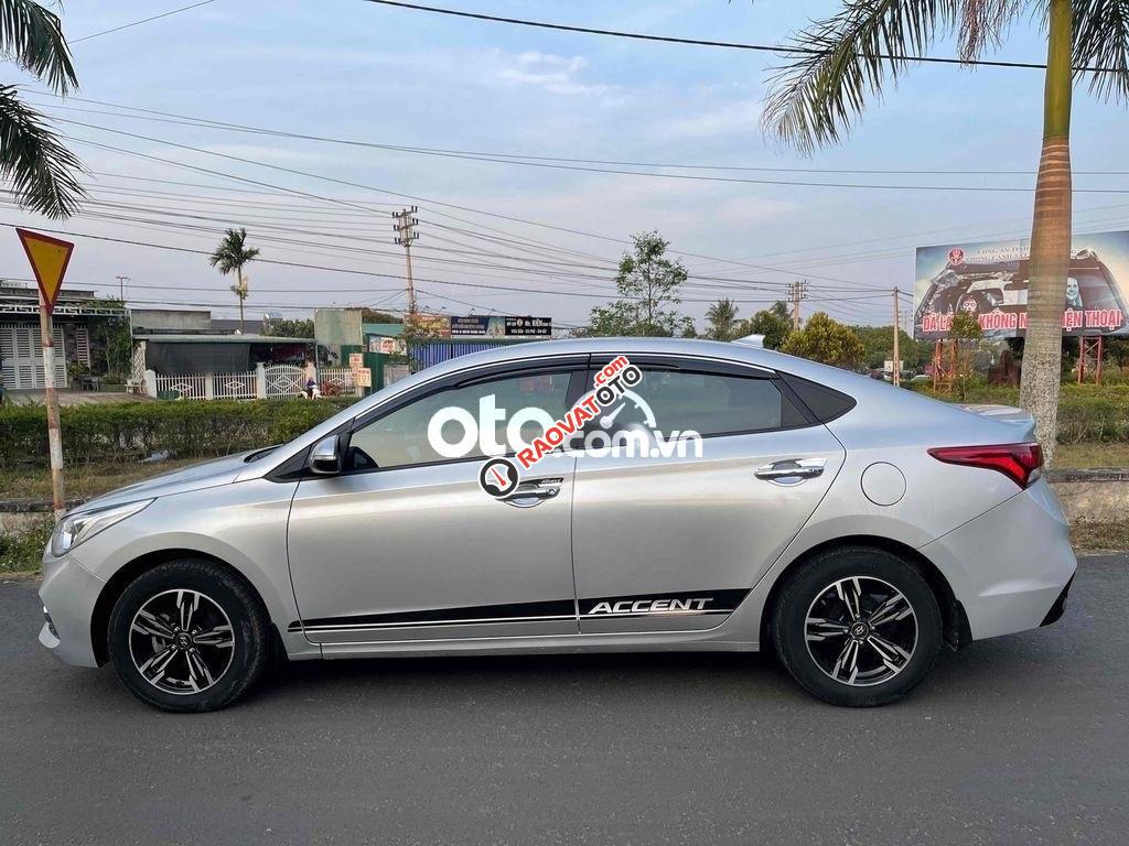 Gia Đình Cần Bán Huydai accent chính chủ mua mới-0