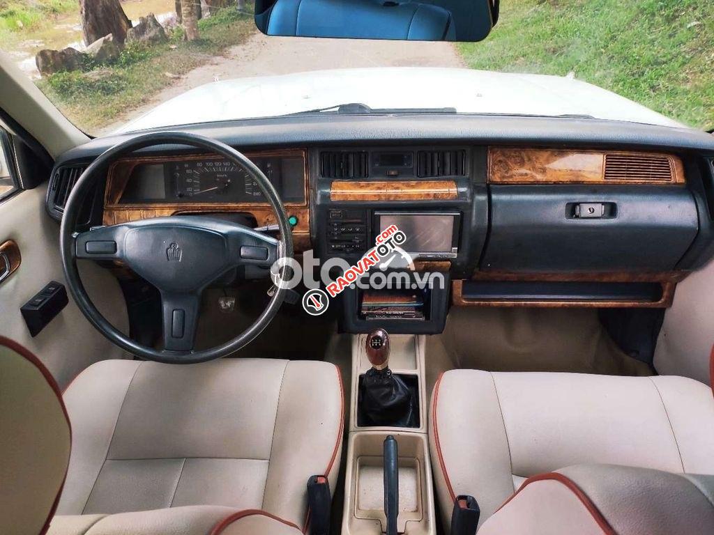 Toyota Crown Supper saloon full option-10