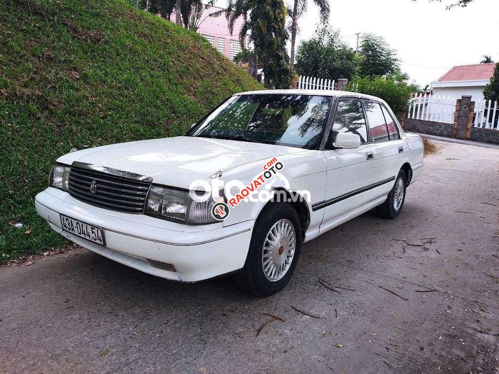Toyota Crown Supper saloon full option-4