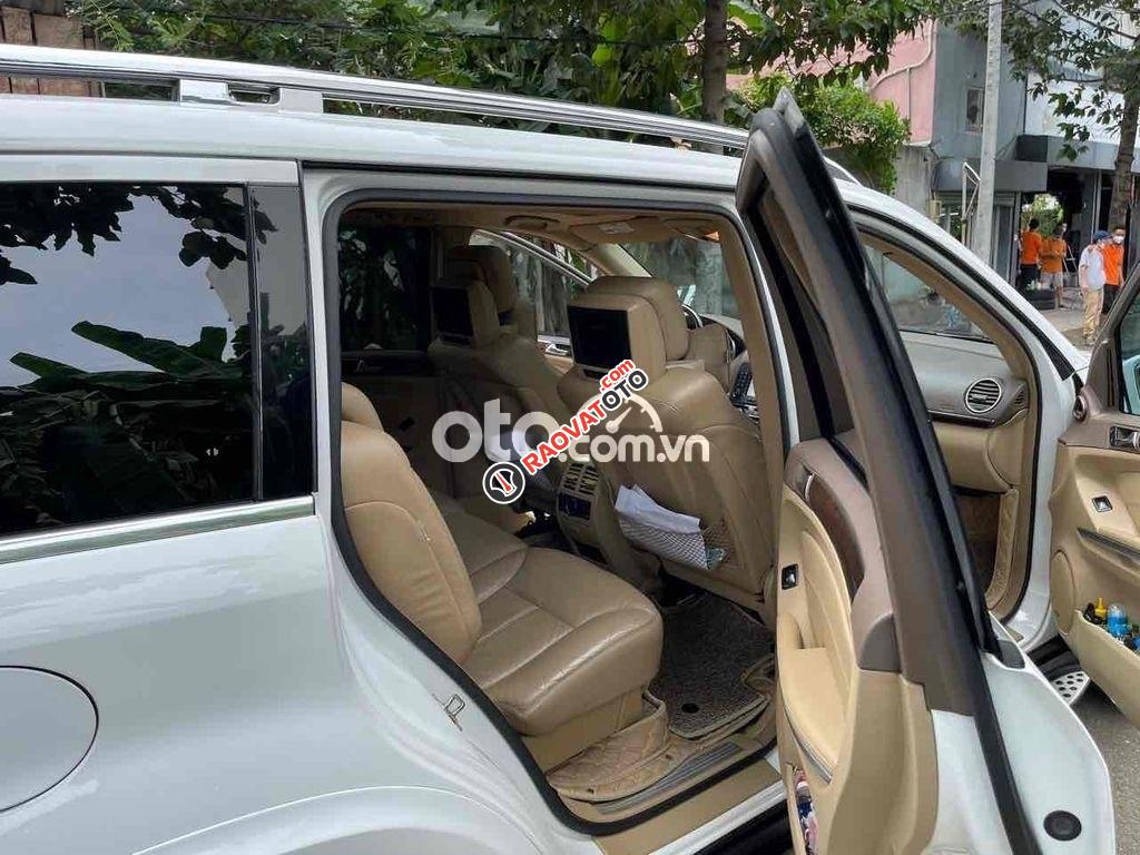 Si&#234;u xe metcedes GL 550 gi&#225; si&#234;u re-9