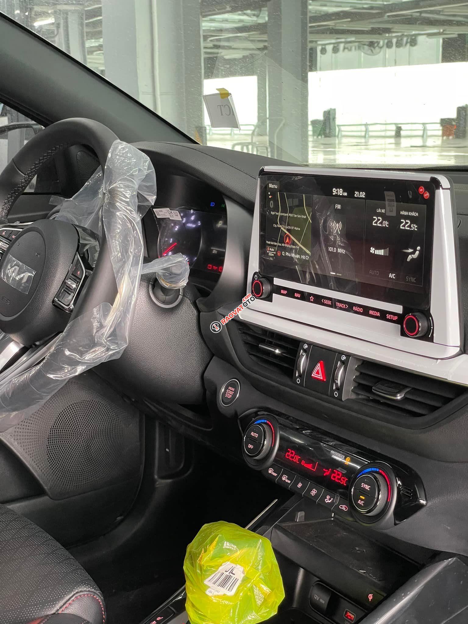 Giảm trực tiếp 100% phí trước bạ vào giá bán, chạm đáy kèm quà tặng chính hãng-4