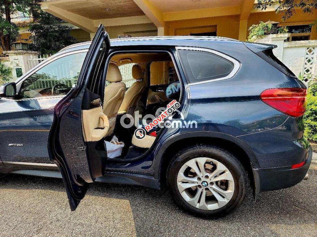 Bmw x1 sdrive 2.0 turbo dkld 2016 xám-6