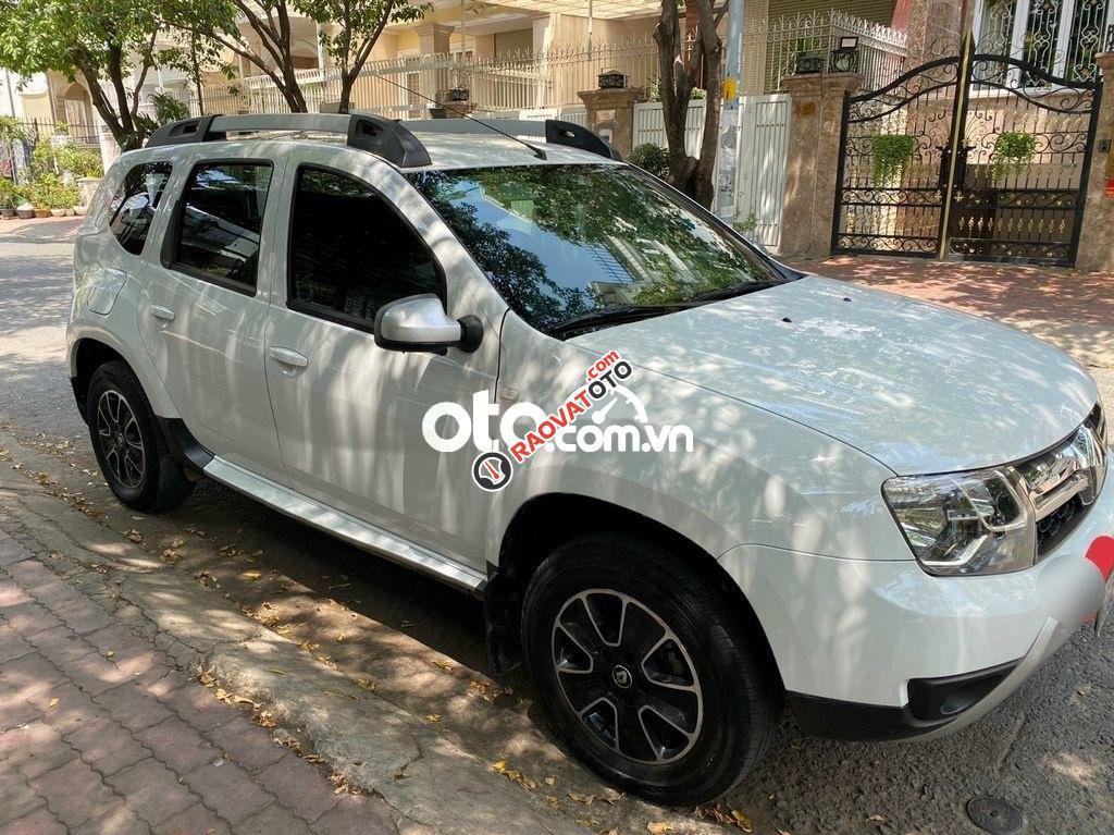 Renault Duster 2.0 AT 4X4-7