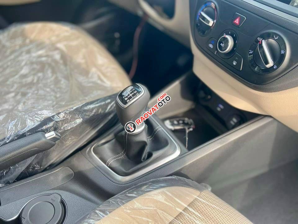 Hỗ trợ giảm ngay 100% trước bạ - Trả trước chỉ từ 90 triệu nhận xe về ngay - Tặng phụ kiện chính hãng-8