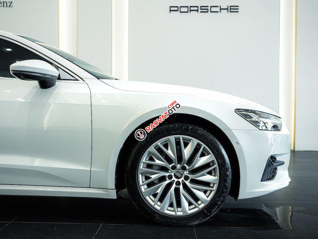 Màu trắng, số tự động-5