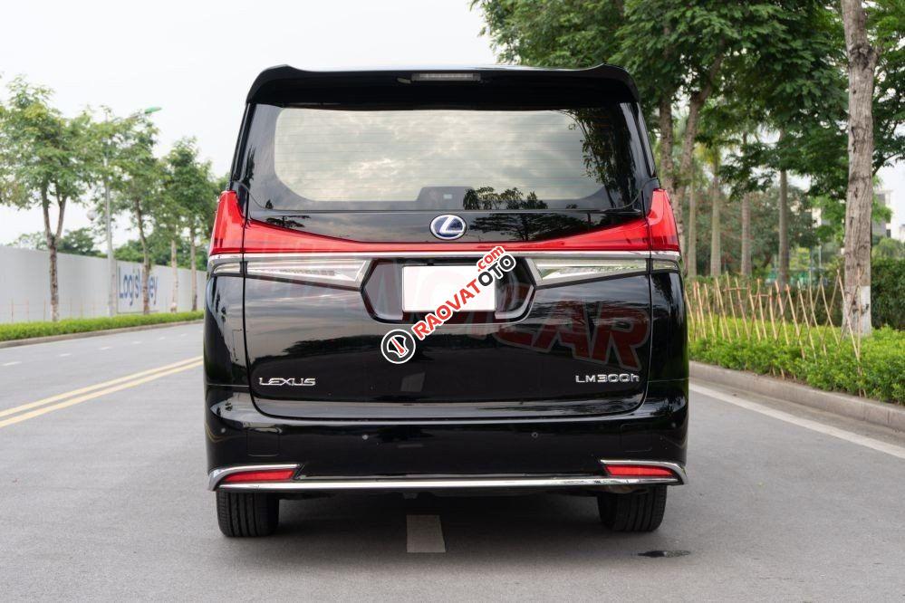 Phiên bản 4 chỗ cao cấp-11