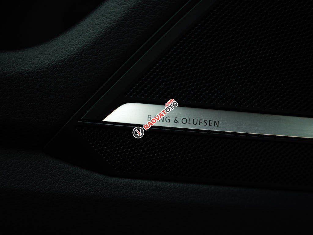 Màu trắng, số tự động-14