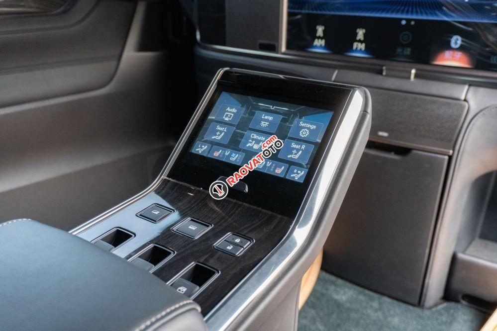 Phiên bản 4 chỗ cao cấp-2