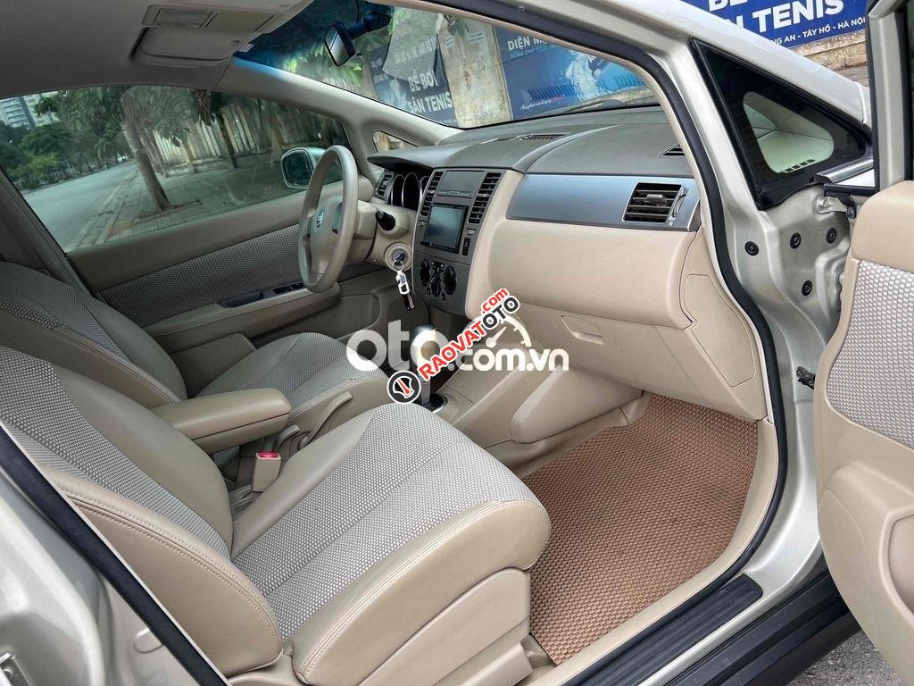 Bán xe nissan TTida nhập khẩu số tự động-1