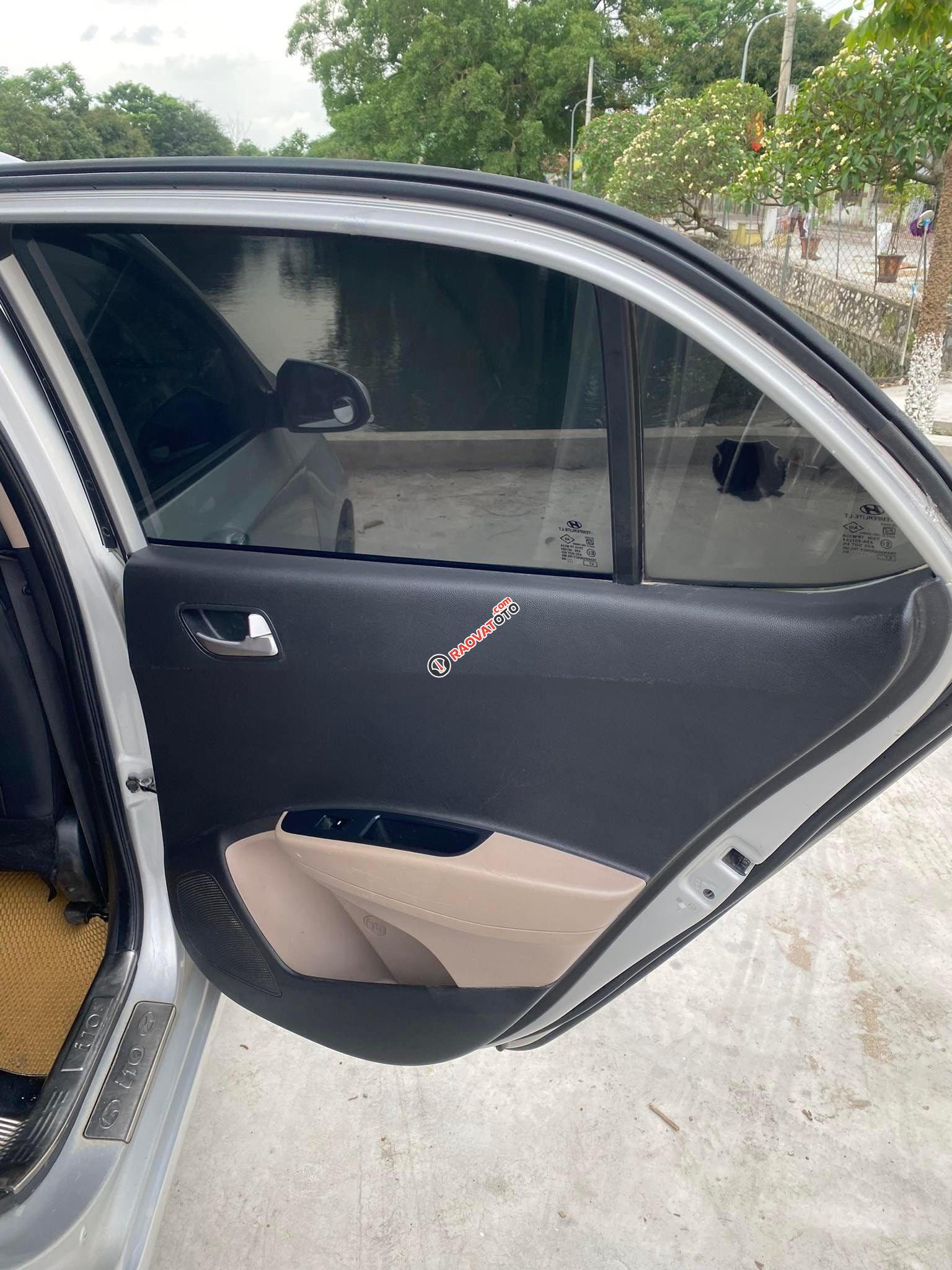 Hyundai 2016 số sàn-9