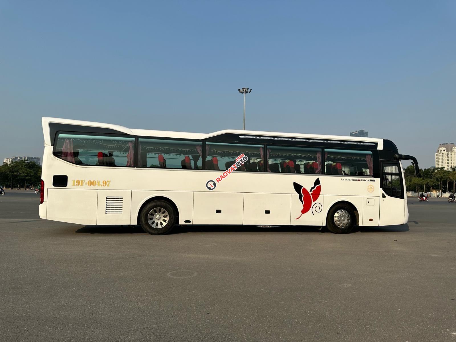 Xe 47 chỗ Luxury máy 410ps chuyên du lịch từ đầu-9