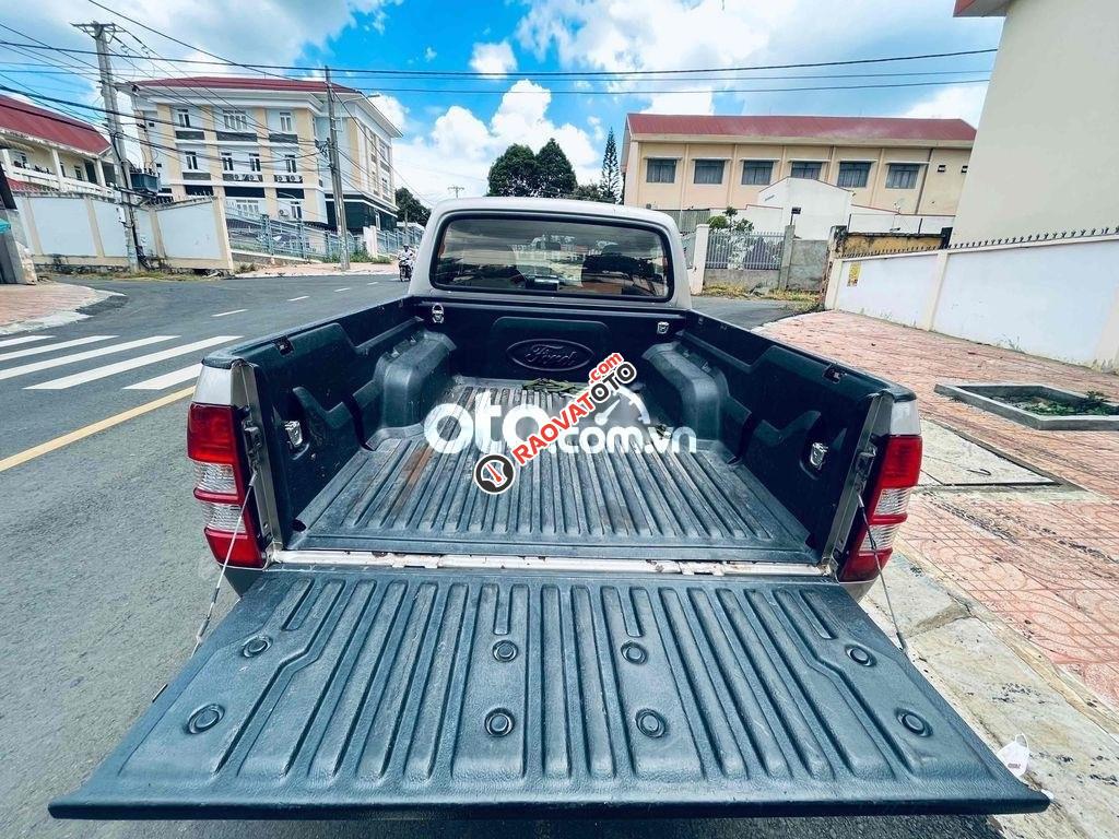 Bán tải siêu cọp cực mới 2008 XLT 2 cầu số sàn chi-4