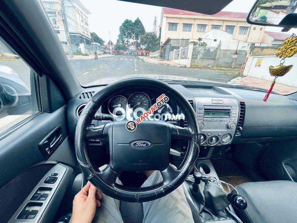 Bán tải siêu cọp cực mới 2008 XLT 2 cầu số sàn chi-7