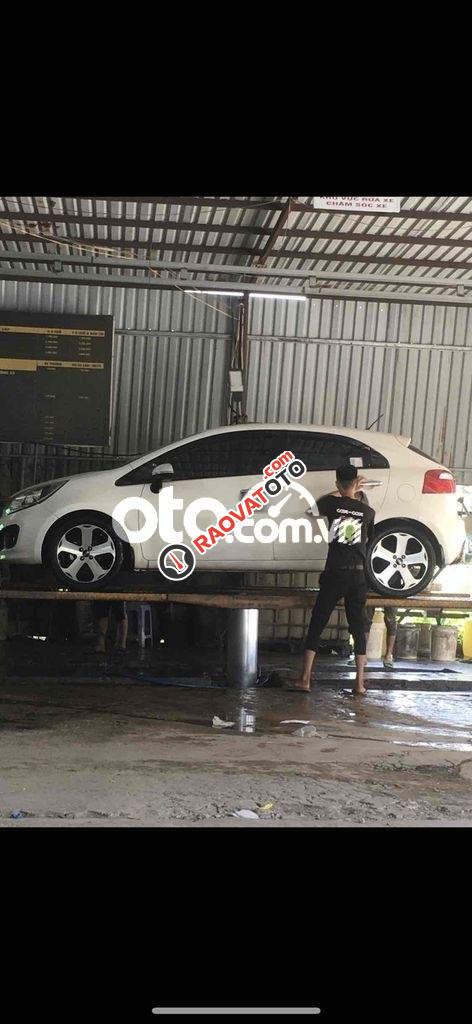 rio hatchback siêu cọp chính chỉ hơn 4 vạn-2