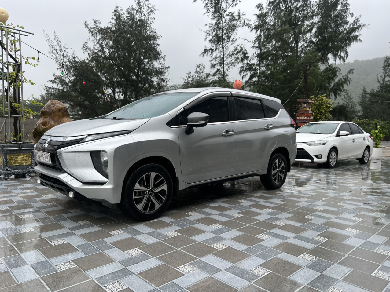 Bán xe Xpander, số sàn, sản xuất 2019 tại Quảng Bình-2