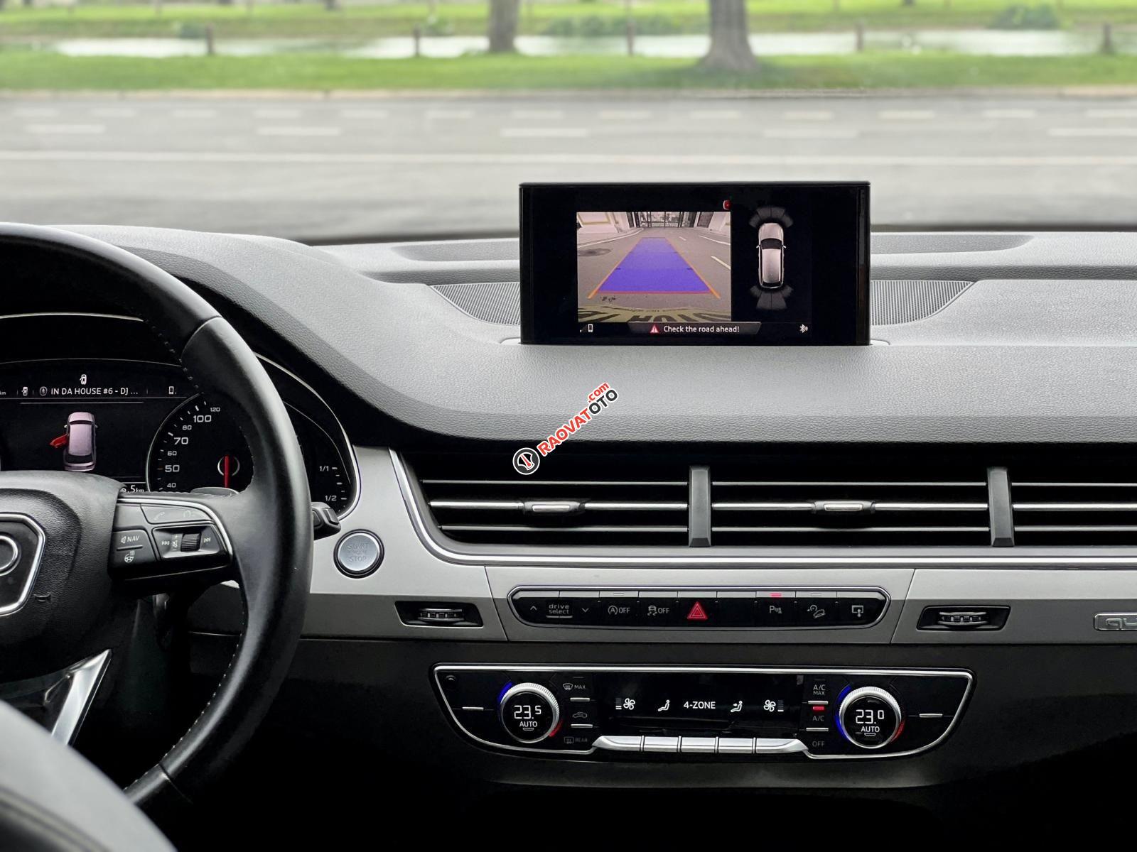 Model 2016, odo: 8,5v km, màu trắng-18