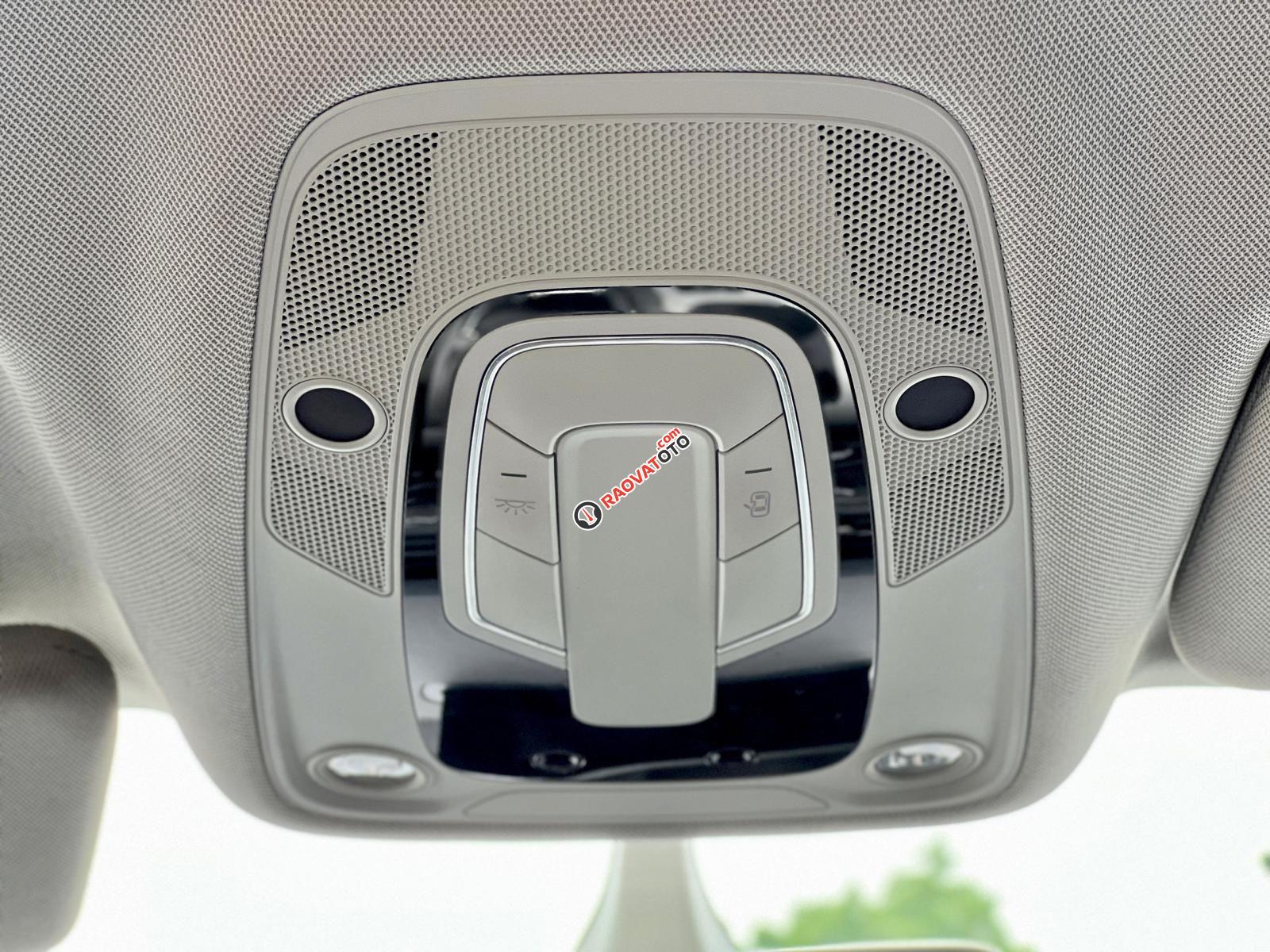 Model 2016, odo: 8,5v km, màu trắng-19