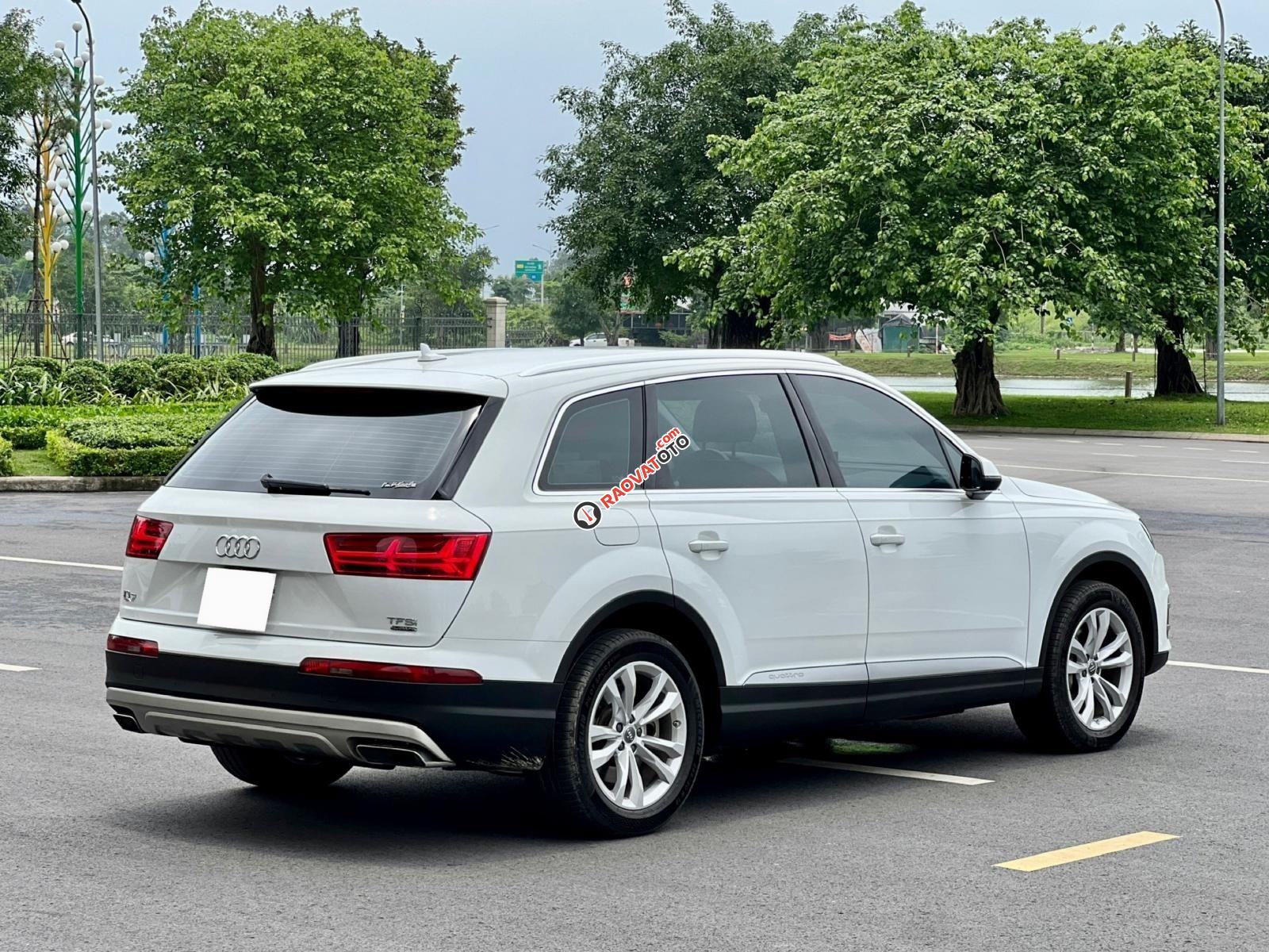 Model 2016, odo: 8,5v km, màu trắng-7