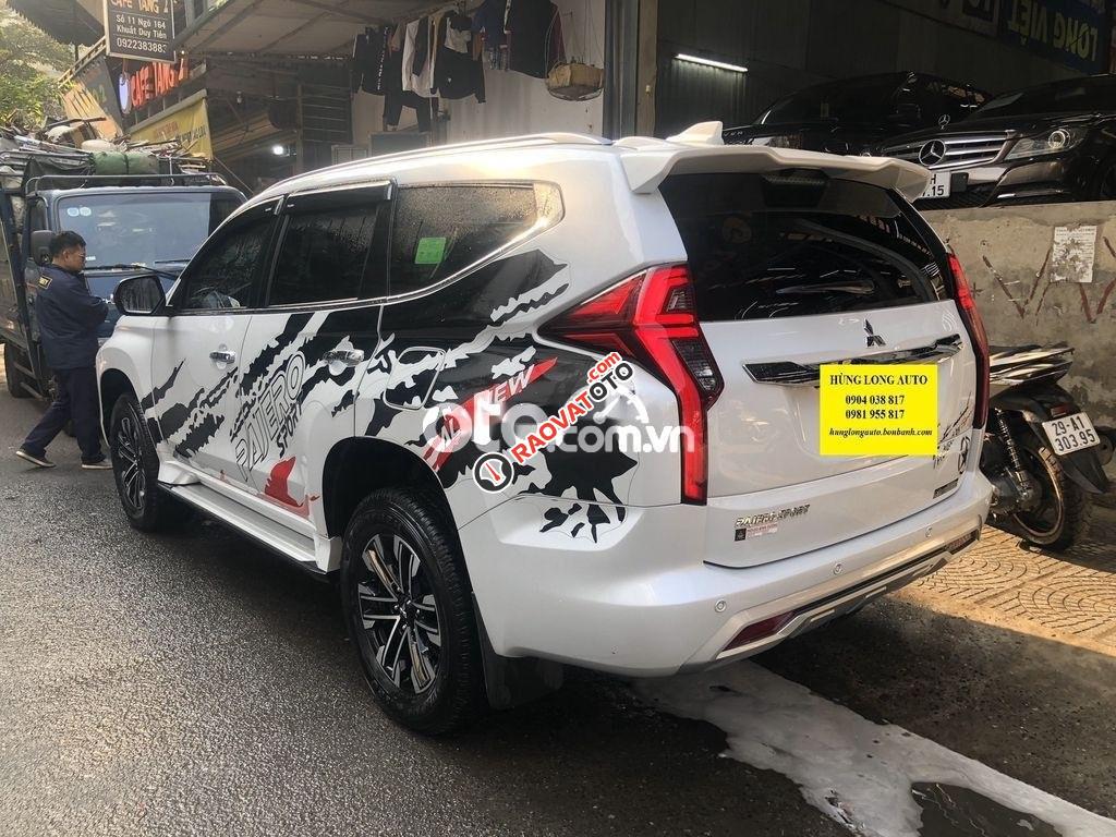 Mitsubishi Pajero Sport 2.4D.AT 4x2 trắng sx 2021-2