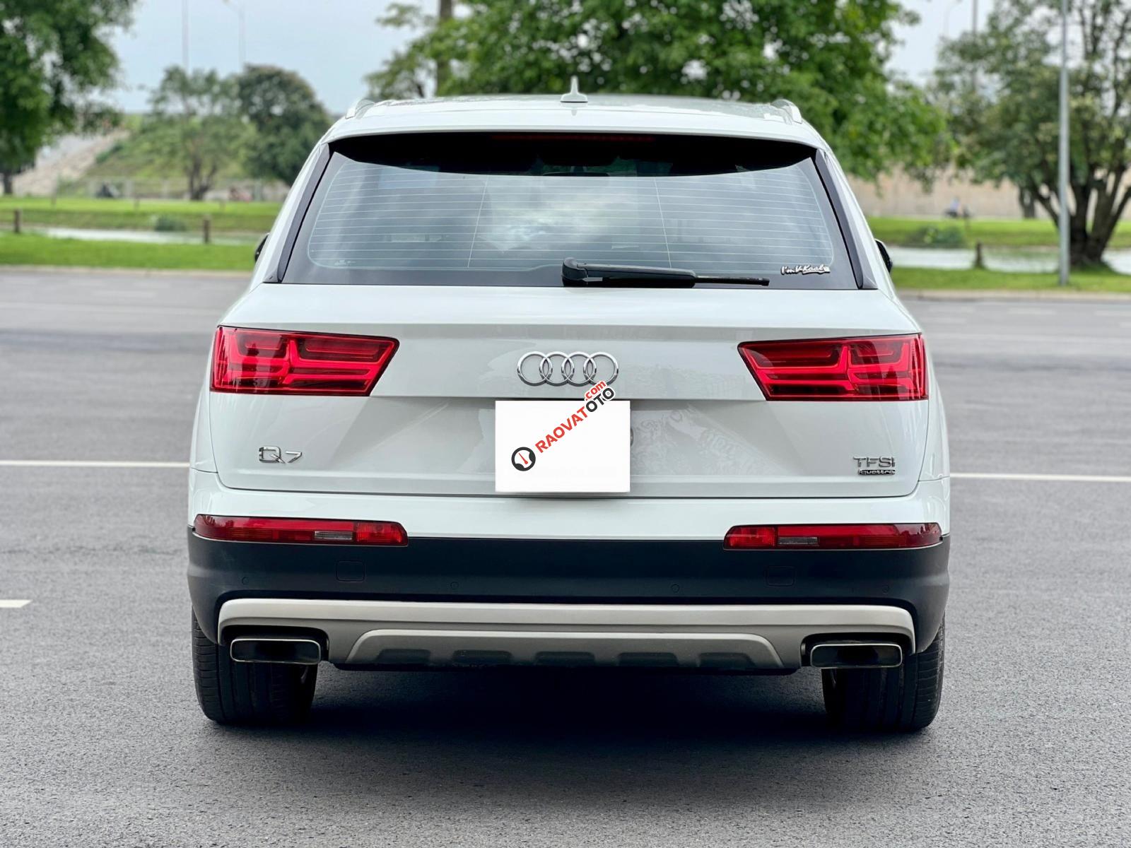 Model 2016, odo: 8,5v km, màu trắng-8