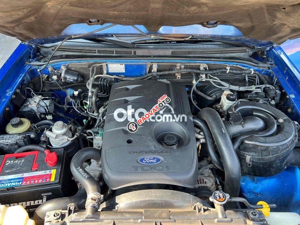 Gia đình cần bán Ford Ranger bản XLT, Sx2010-4