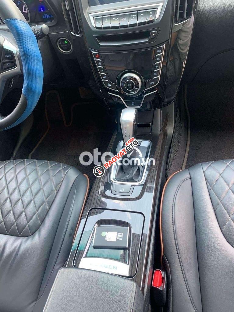 Hết tiền gửi xe, kẹt tiền cần bán-7