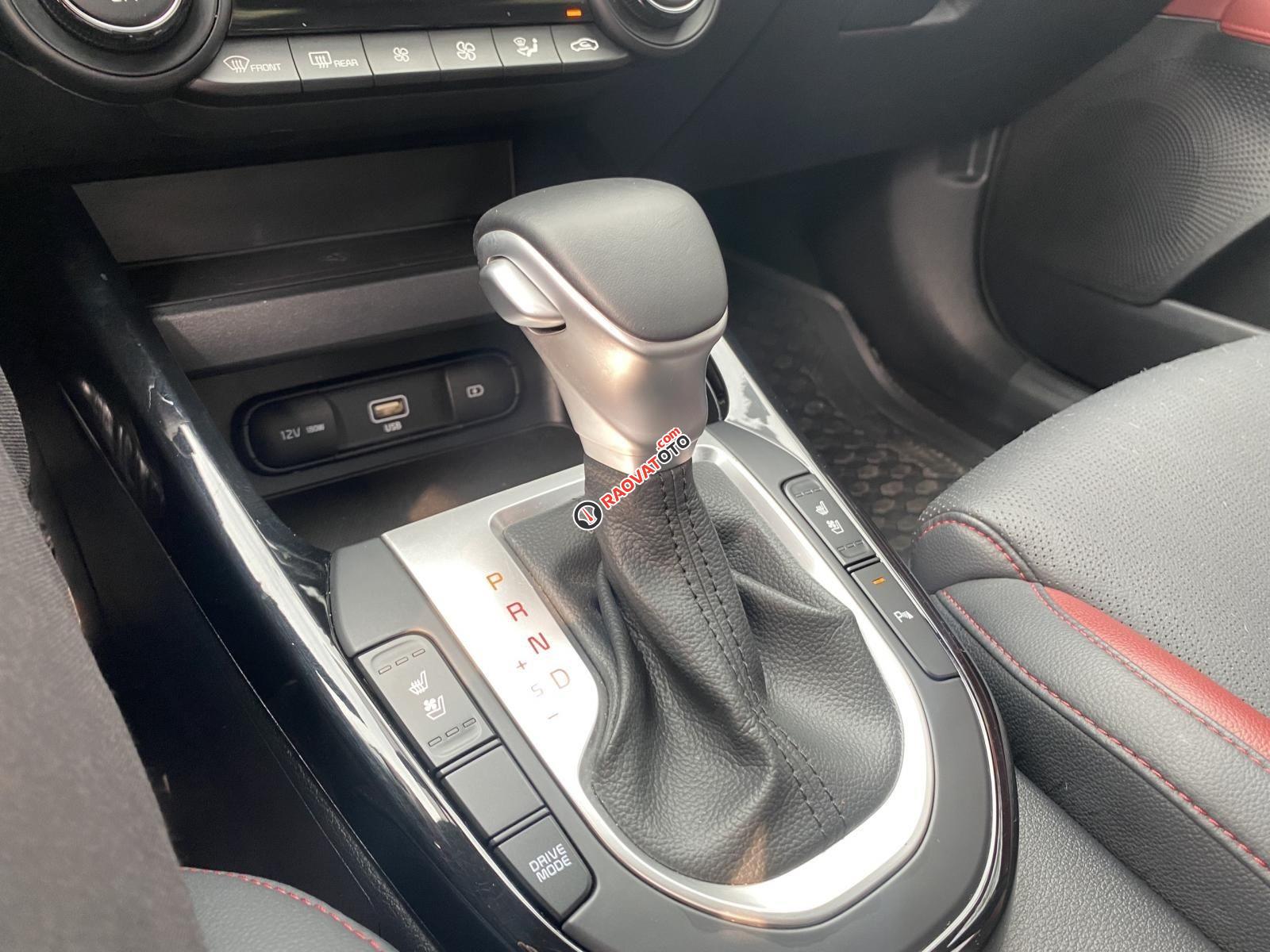 Xe bảo dưỡng định kì-8