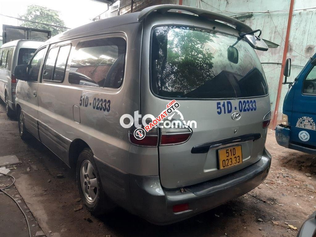 HYUNDAI STAREX 6 CHỖ 800 KG-0