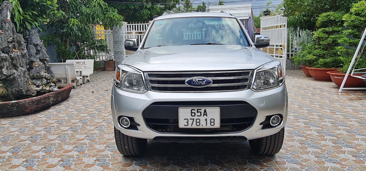 Xe Ford Everest 2.5L 4x2 MT 2015 - 428 Triệu-1