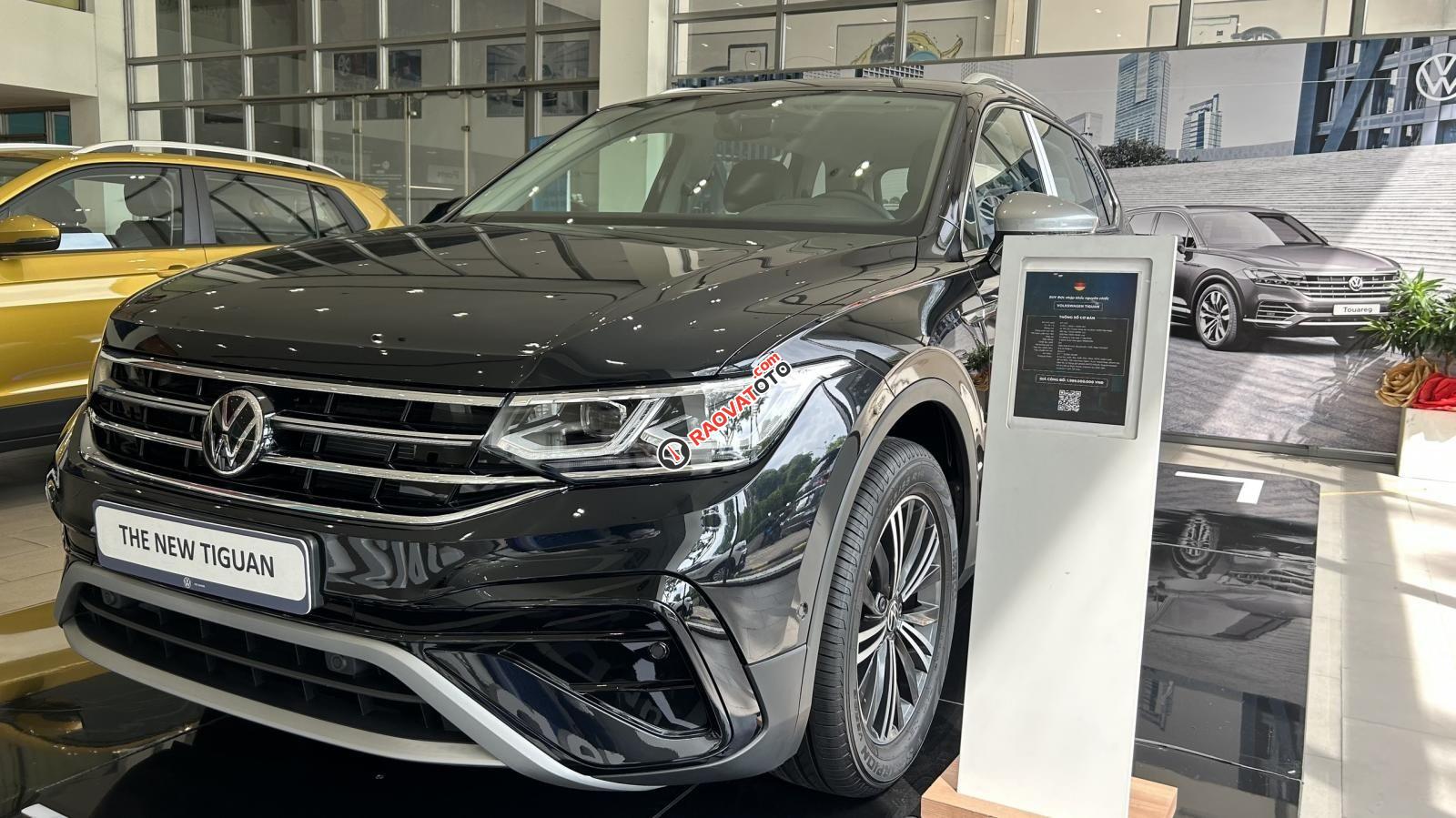 Volkswagen Teramont 2023- SUV 7 chỗ nhập Mỹ giá km300tr ưu đãi tháng 5/2023-0