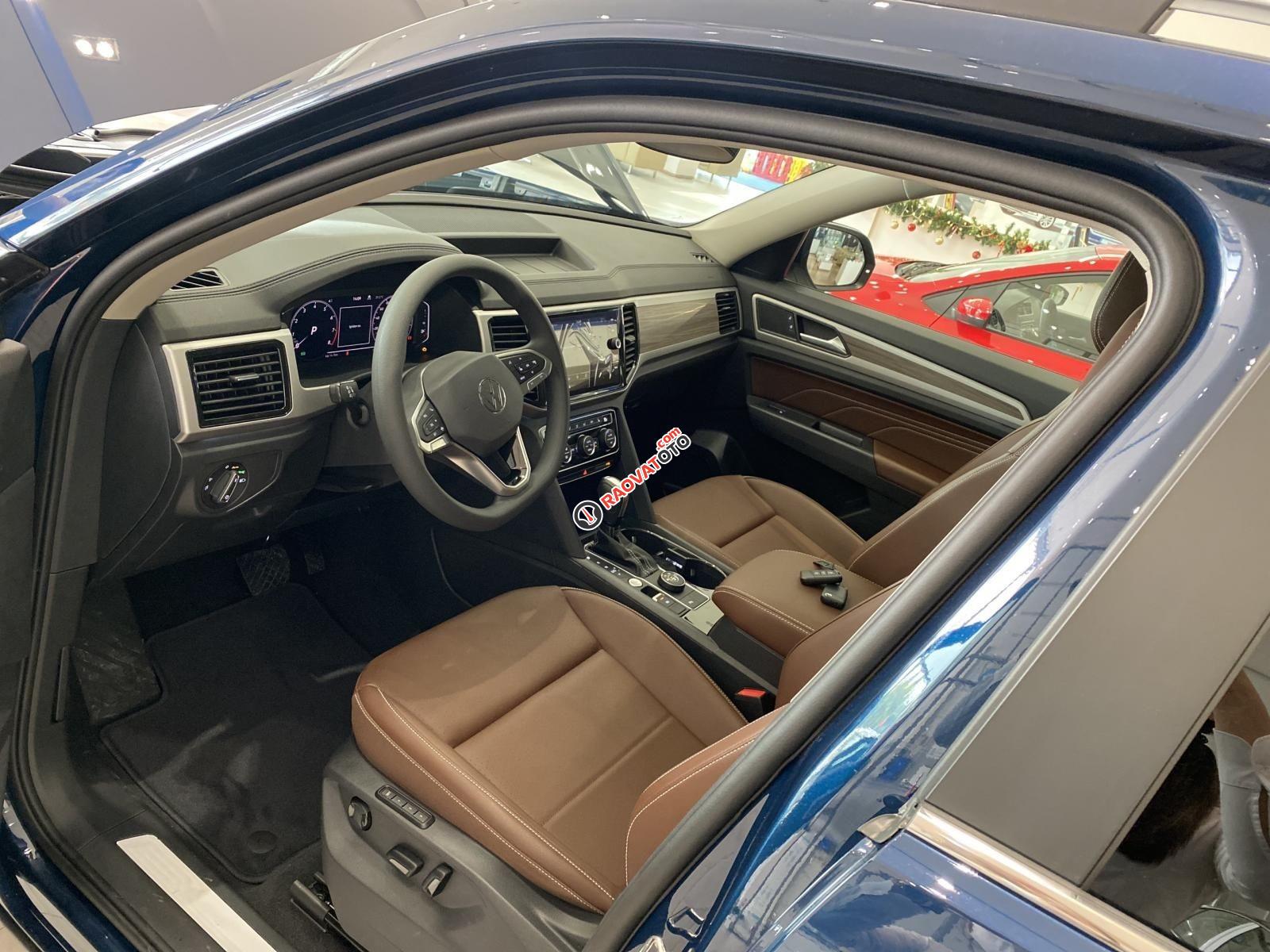 Khuyến mãi tháng 6/2023 khuyến mãi cực lớn gói quà tặng lên đến 300 triệu - Vw Sài Gòn-5