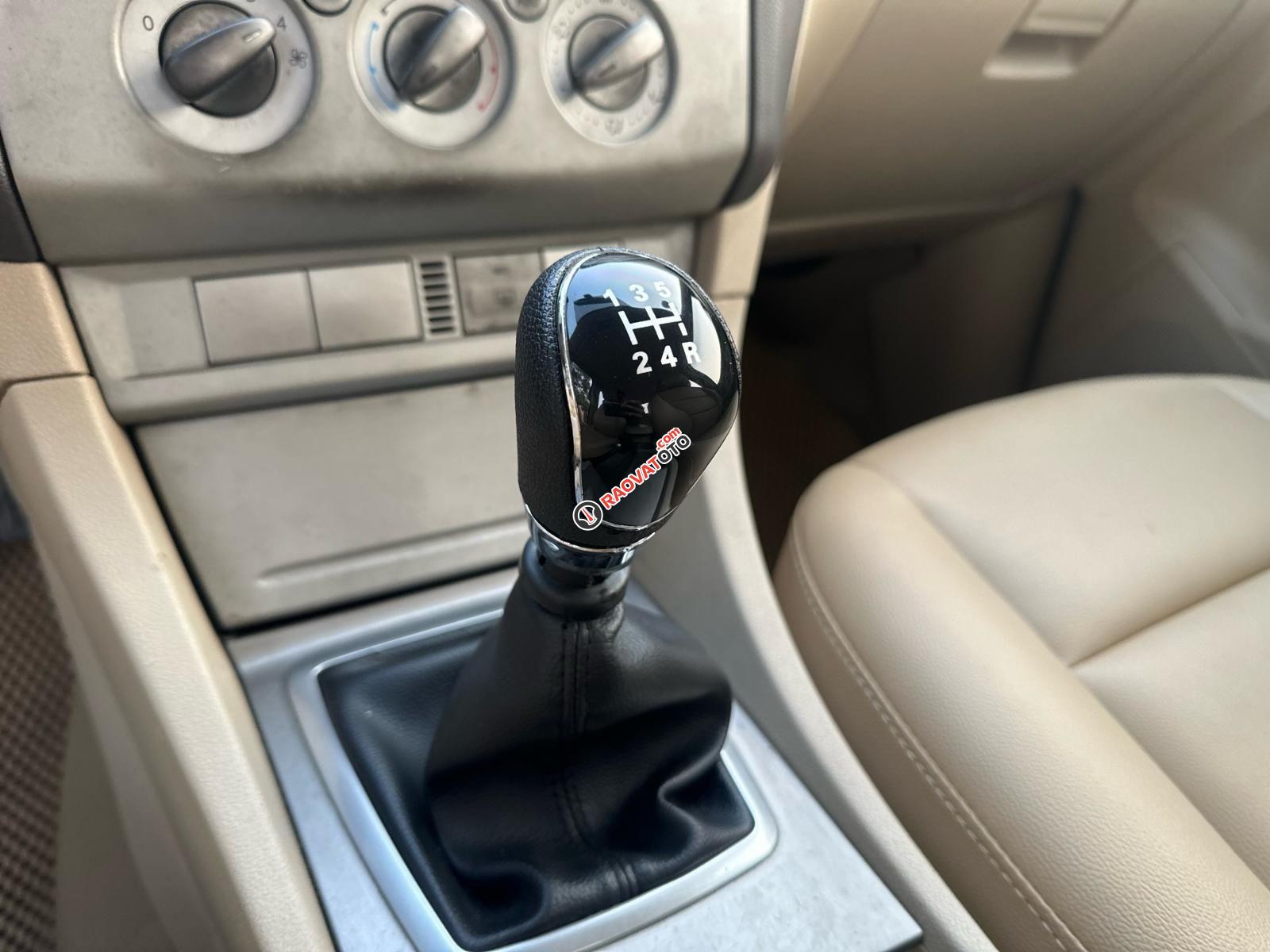 Số sàn 1.8 L-11