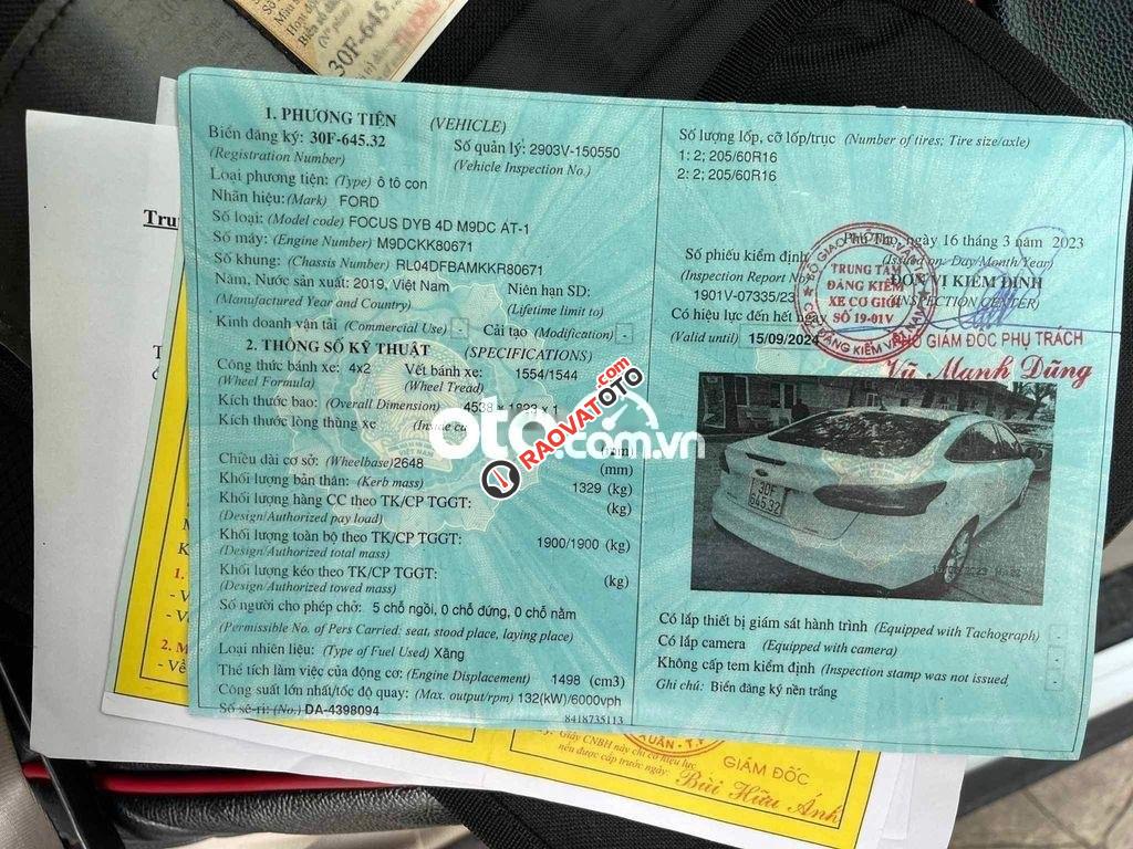 Chính chủ bán xe Ford focus-5