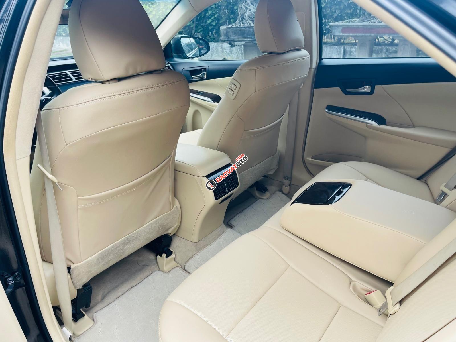 Màu đen đẹp xuất sắc-10