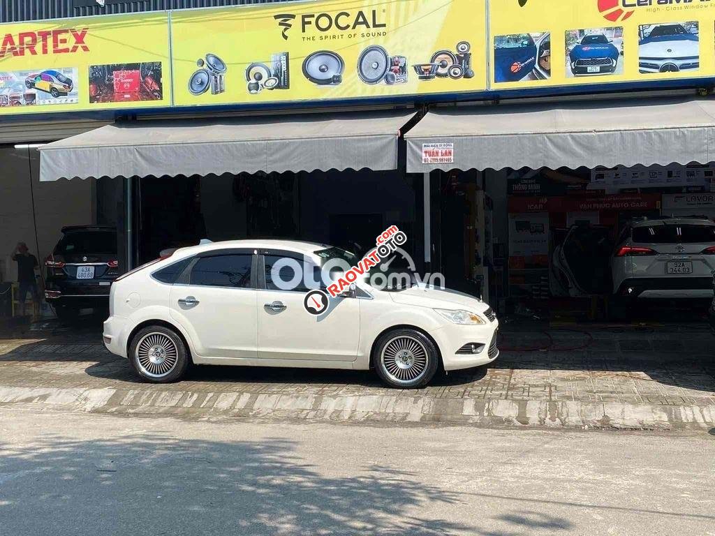 Ford Focus AT gia đ&#236;nh-1