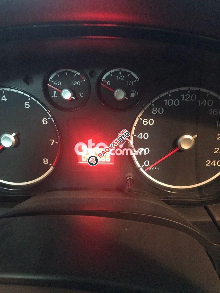 Bán xe Ford gia đình đã qua sử dụng, năm 2012, mới-3